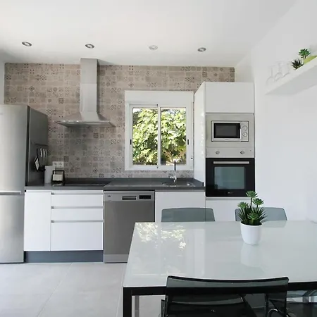 Mit Privatpool Fuer 2 Personen Ca 40 M In Frigiliana, Andalusien Costa Del Sol Prázdninový dům Nerja